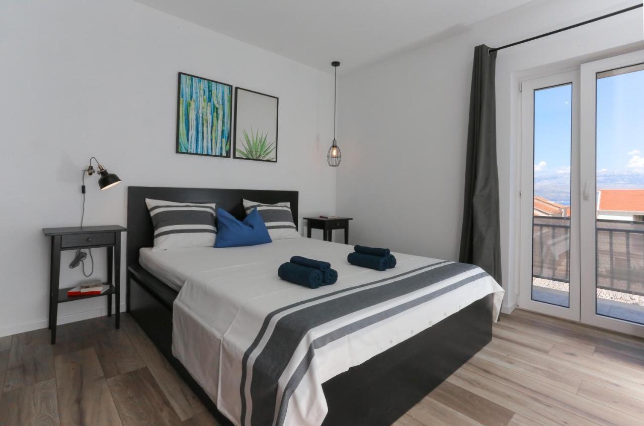 Apartments Martic スペタル 部屋 写真