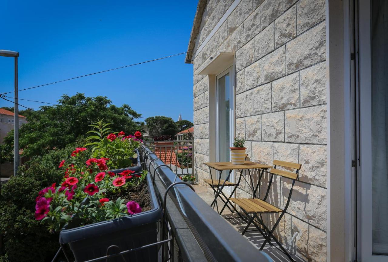 Apartments Martic スペタル 部屋 写真