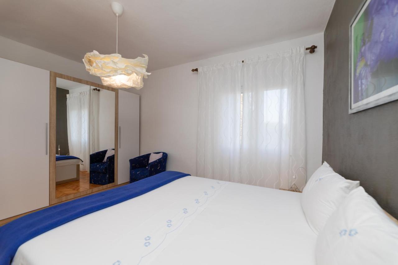 Apartments Martic スペタル エクステリア 写真